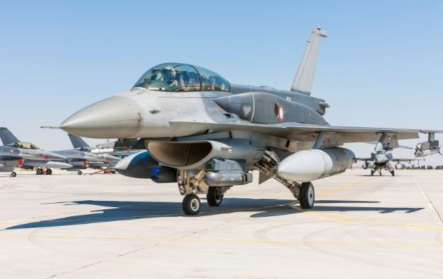 Epopeea română a cumpărării avionului F-16